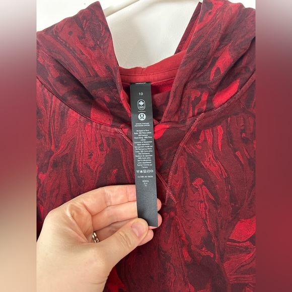 Lululemon Team Canada All Yours Cropped Hoodie COC Logo Maple Dark Red Multi - Picture 13 of 13